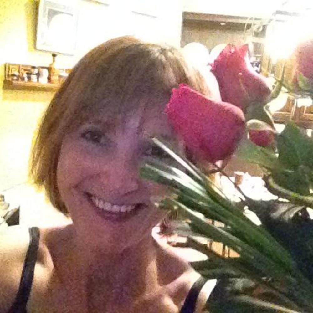 Meet your Posher, Elaine